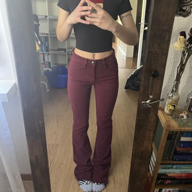 Guess Bordeaux Jeans