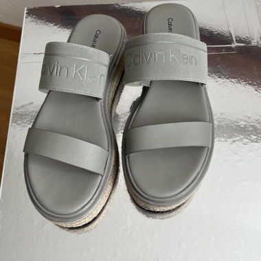 Ciabatte platform Calvin Klein grigio-kaki
