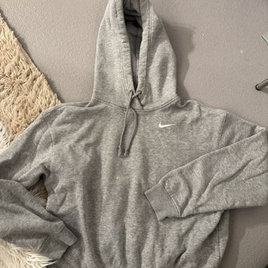 Felpa con cappuccio Nike grigia
