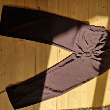 Wide-leg Stoffhose