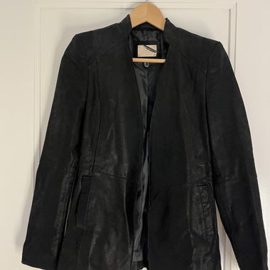 Blazer in pelle Mango