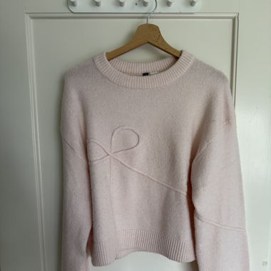 H&M sweater