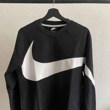 Nike Sweater