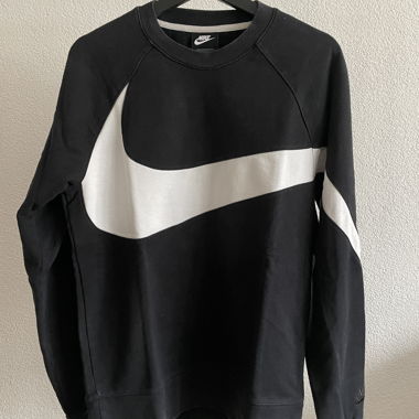 Nike Sweater