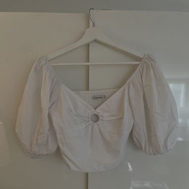 Kurze Bluse