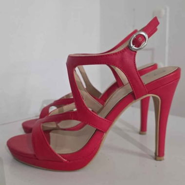 Sandale n.38 rouge
