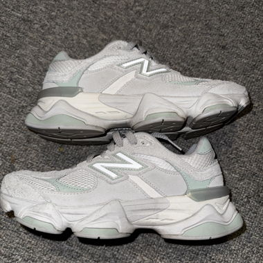 Baskets New Balance 9060