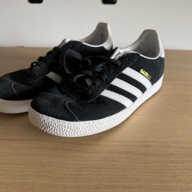 Black Adidas Gazelle