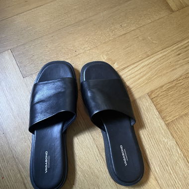 Vagabond Slippers