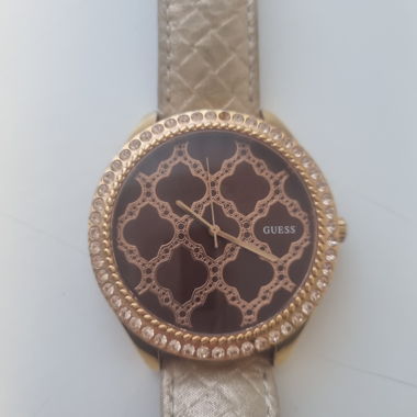 Guess Damenarmbanduhr gold/beige
