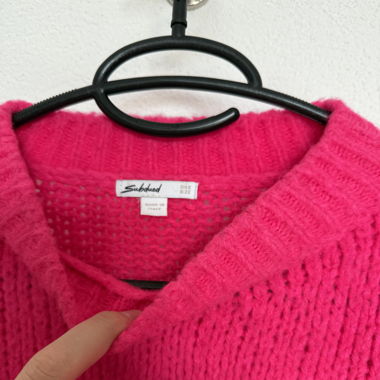 Pullover Subdued