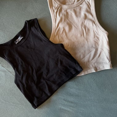 Duo of crop tops (Bershka/Zara)