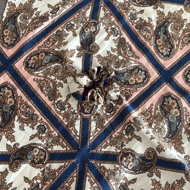 Set di foulard in raso paisley