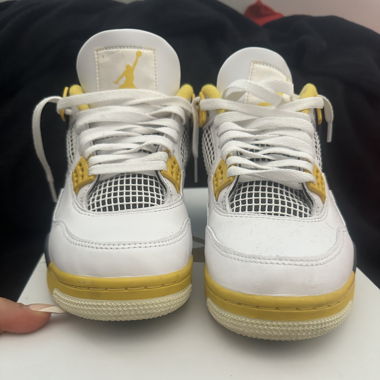 Jordan 4 Coconut Milk 