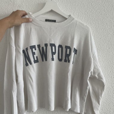 brandy melville longsleeve