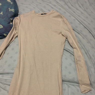 Beiges Kleid 