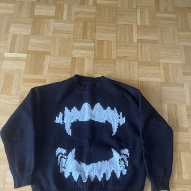 Schwarzes Strick Sweatshirt (Opium Style)