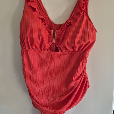 Maillot de bain à plis rouge