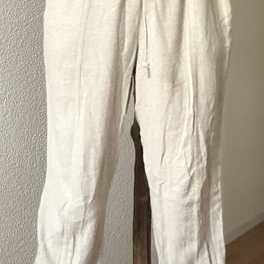 Light beige summer pants