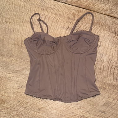 Top corsetto con bordi in pizzo SHEIN