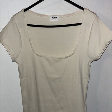 Haut beige 
