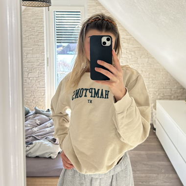 Subdued-Sweatshirt