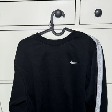 Nike Pullover Black