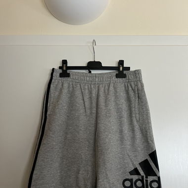 Pantaloncini adidas 