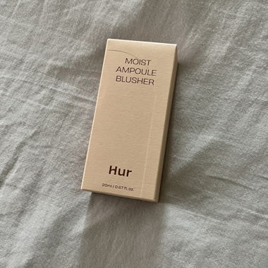 Hur Moist Ampoule Blusher