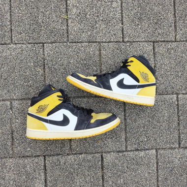 Air Jordan 1 High Yellow Black