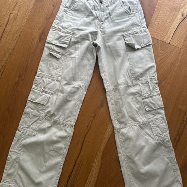 Pantaloni cargo