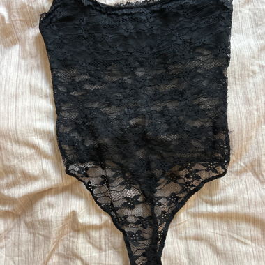 Body nero in pizzo