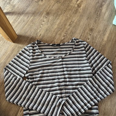 Gestreifter Pullover