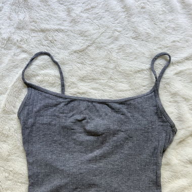 crop top gris 