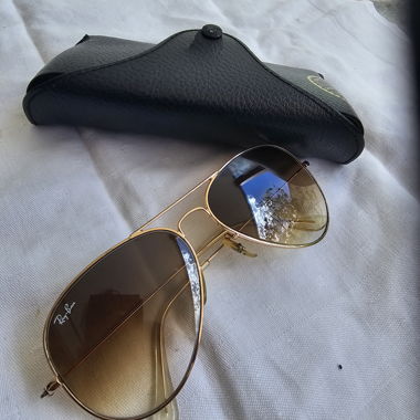 Ray-Ban Aviator Sunglasses
