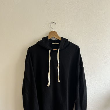 Black hoodie Zara