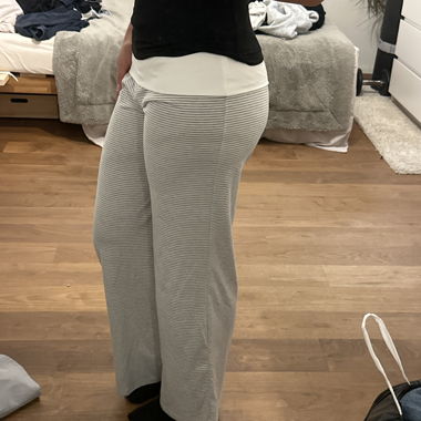 Pantaloni di tessuto a gamba larga a righe
