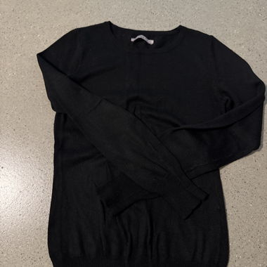 Pull noir