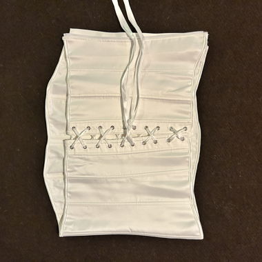 Corsetto bianco XXL con allacciatura