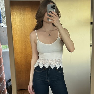 Crop Top in pizzo bianco con cerniera