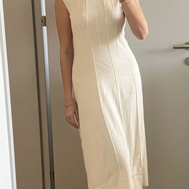 Weisses Midi-Kleid