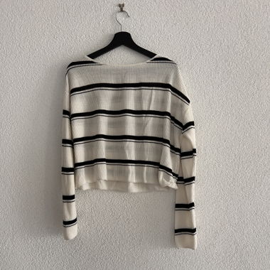 gestreifter Strickpullover