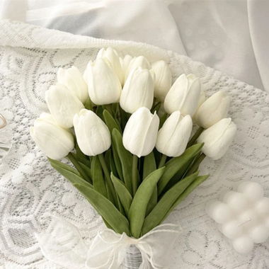Tulipes et Vase