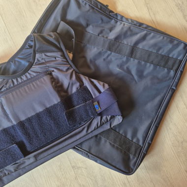 2 Stk Sicherheitsweste Modell 2022 (inkl Tasche)