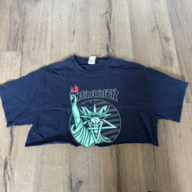 Cropped Thrasher shirt