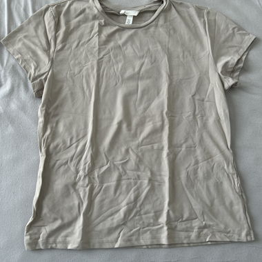 T-shirt beige