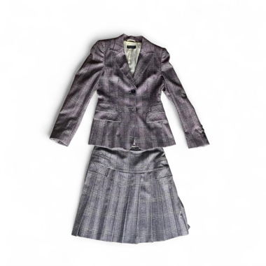 Grey, white and purple Strenesse suit (Size 34)