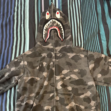 Gray BAPE Star Hoodie (Bathing Ape - Shark)