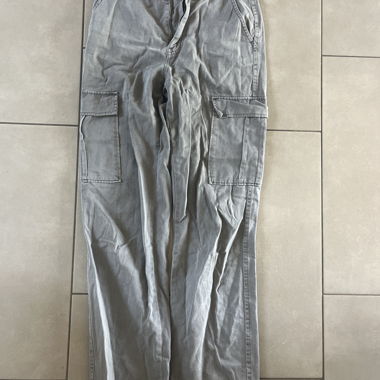 Pantalon Cargo gris 