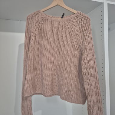Pull chaud rose
